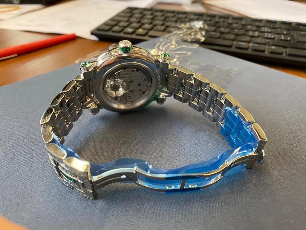 Throne Green Gallery Image 3